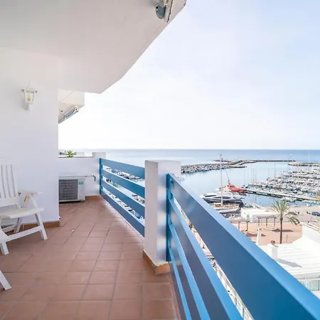 Διαμέρισμα 2 Bedroom Awesome In Εστεπόνα